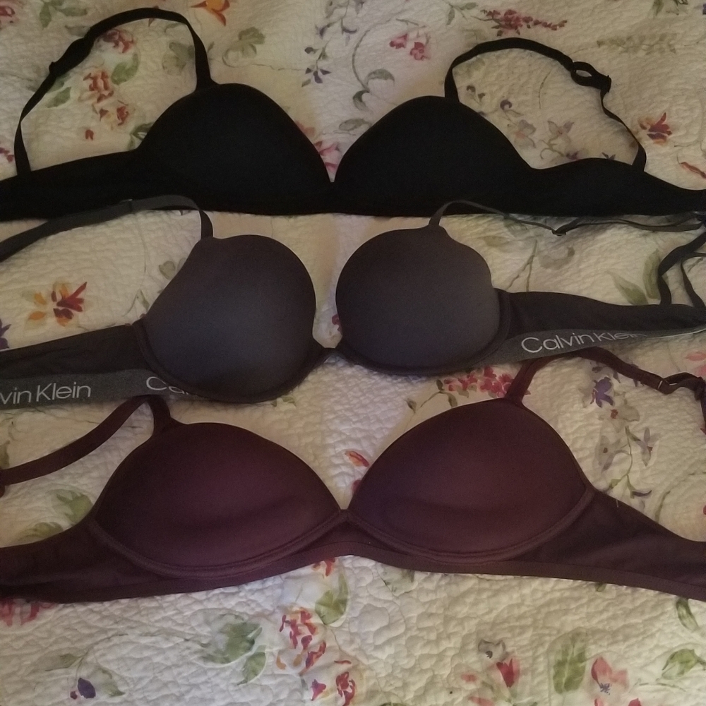 36B Bra bundle. ALL NO UNDER WIRE